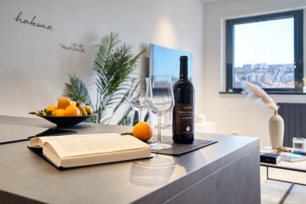 Italianflat - Canal Couture, Navigli Luxury Retreat มิลาน ภายนอก รูปภาพ