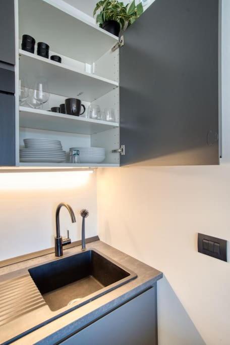 Italianflat - Canal Couture, Navigli Luxury Retreat มิลาน ภายนอก รูปภาพ