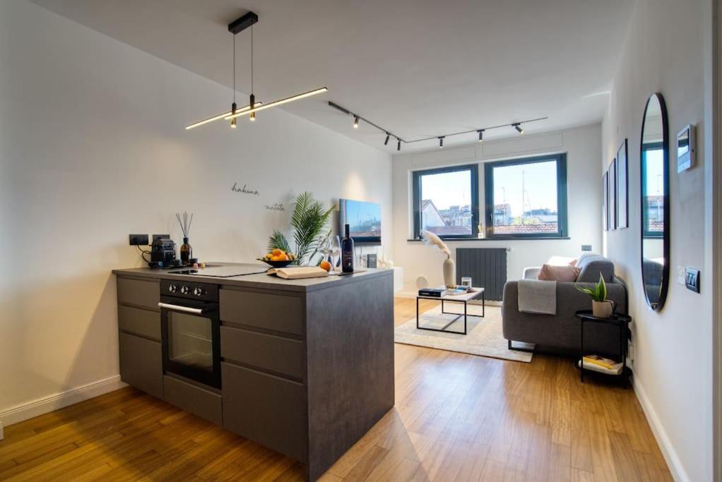 Italianflat - Canal Couture, Navigli Luxury Retreat มิลาน ภายนอก รูปภาพ