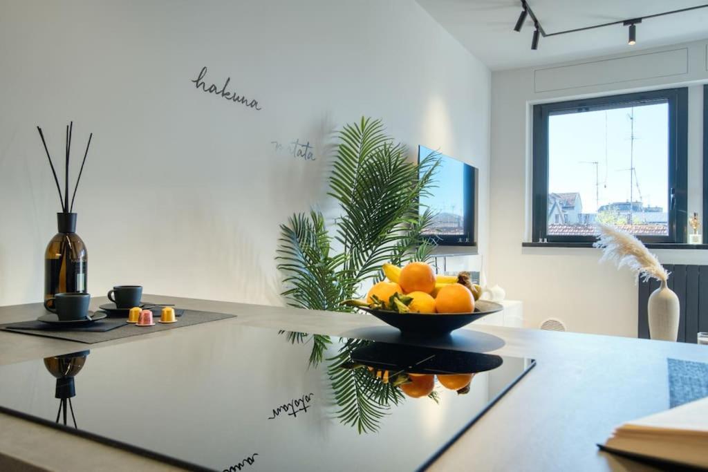 Italianflat - Canal Couture, Navigli Luxury Retreat มิลาน ภายนอก รูปภาพ