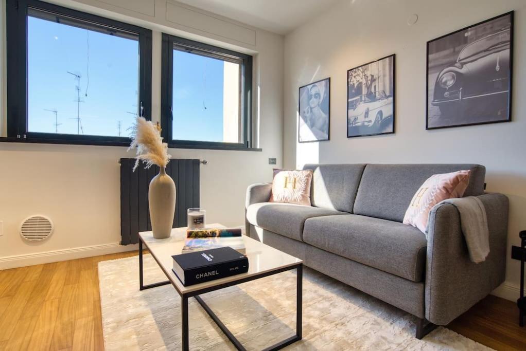 Italianflat - Canal Couture, Navigli Luxury Retreat มิลาน ภายนอก รูปภาพ