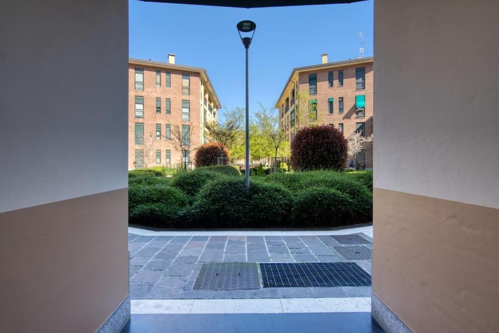 Italianflat - Canal Couture, Navigli Luxury Retreat มิลาน ภายนอก รูปภาพ
