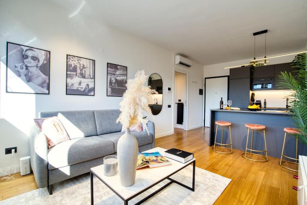 Italianflat - Canal Couture, Navigli Luxury Retreat มิลาน ภายนอก รูปภาพ